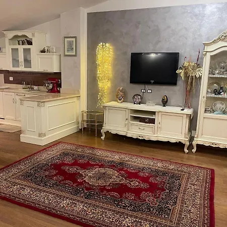 Charming House- Centro Apartmán