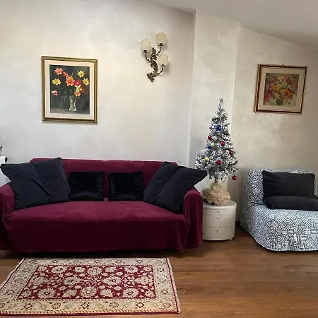 Apartament Charming House- Centro Arezzo