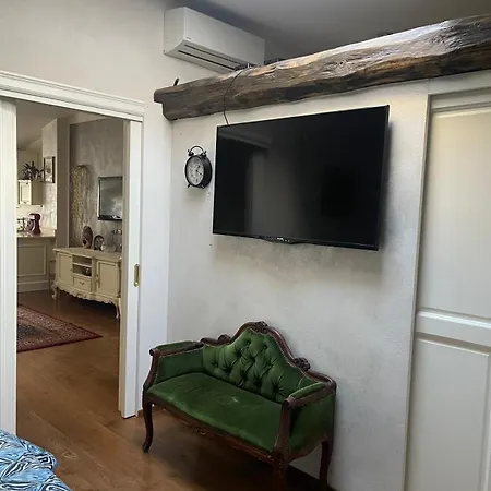 Charming House- Centro Apartmán