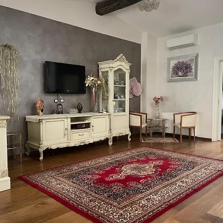 Apartment Charming - Centro Arezzo